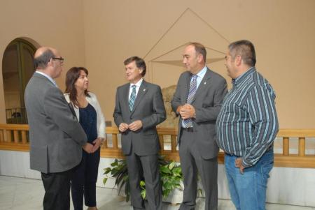 Imagen La Diputación concede 60.000 euros en subvenciones a tres ayuntamientos de la provincia para la realización de obras en instalaciones deportivas