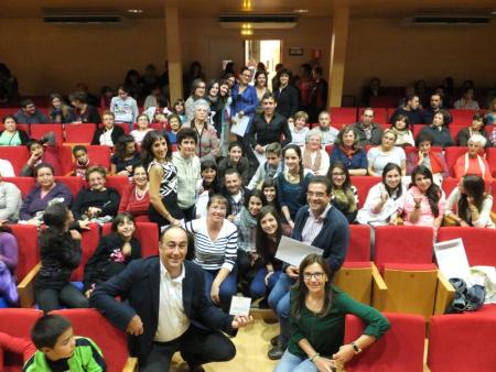 Imagen El Teatro Bretón acogió la presentación del Flashmob realizado por el grupo de Sepúlveda del programa 