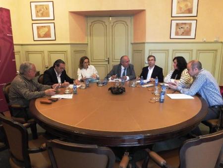 Imagen Doce obras procedentes de España, Argentina, México y Cuba, finalistas del XXV Premio de Poesía Jaime Gil de Biedma