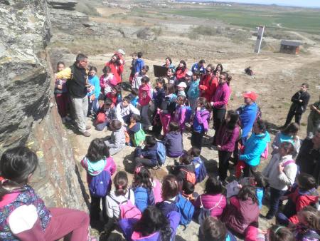 Imagen Tres centenares de escolares conocerán los molinos harineros del arroyo de la Hoz en una jornada de senderismo