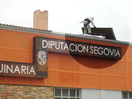 Imagen La Diputación invierte 86.197 euros en la rehabilitación de las naves de infraestructura y obras en Quitapesares