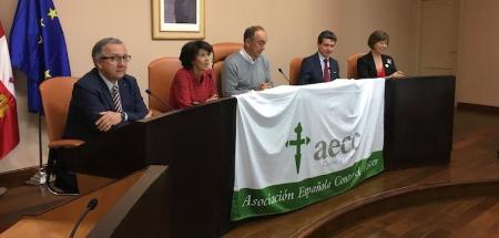 Imagen La Asociación contra el Cáncer celebra en la Diputación su reunión anual de delegadas