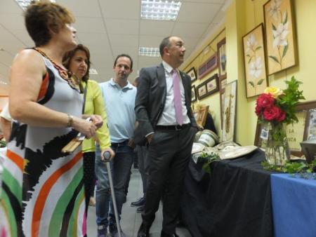 Imagen El CAMP El Sotillo acoge una de las exposiciones zonales de las Aulas de Manualidades