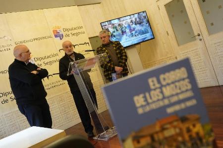 Imagen La Diputación de Segovia rescata la memoria de ‘El corro de los mozos’ de Riofrío de Riaza en una nueva publicación