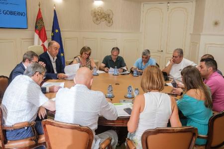 Imagen La Junta de Gobierno de la Diputación de Segovia aprueba la convocatoria de la cuarta edición del Concurso de Relatos Cortos ‘Escribe, come, disfruta’